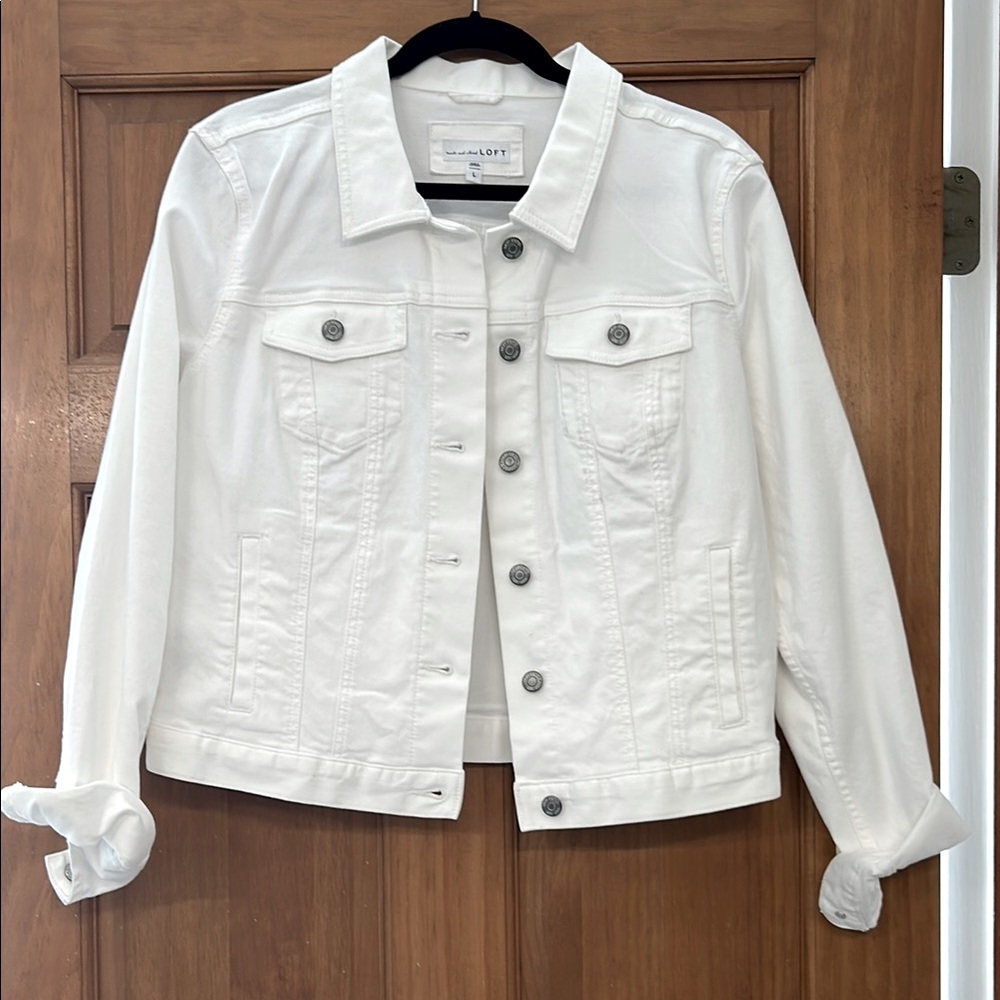 NWOT, Ann Taylor Loft, Women’s White Denim Jacket, Size Large